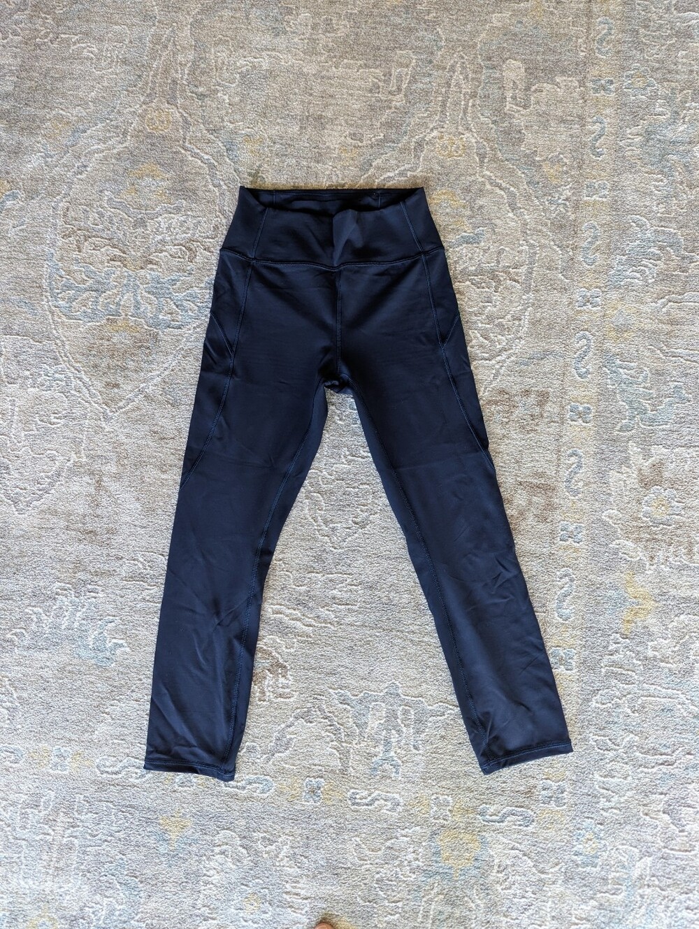 Lululemon Blue Wunder High Rise Size 6 Leggings 23 Inch Inseam EUC